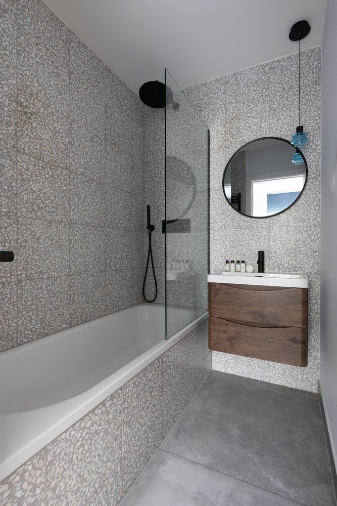 Colville Terrace IV by Onefinestay