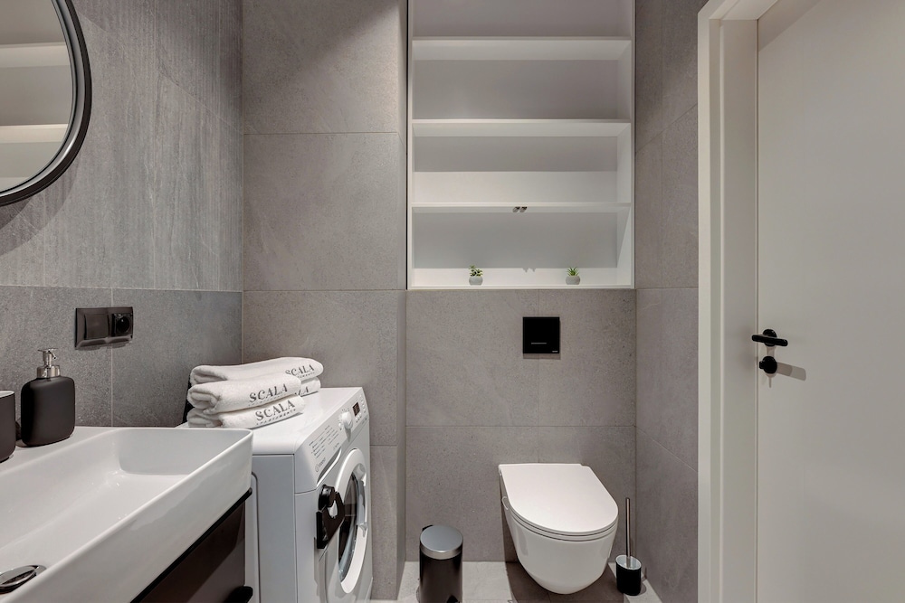 Lion Apartments - Apartments & Studio
