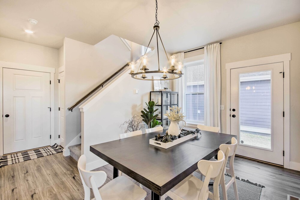 Cozy Montana Retreat w/ Patio: Near Parks! view 4