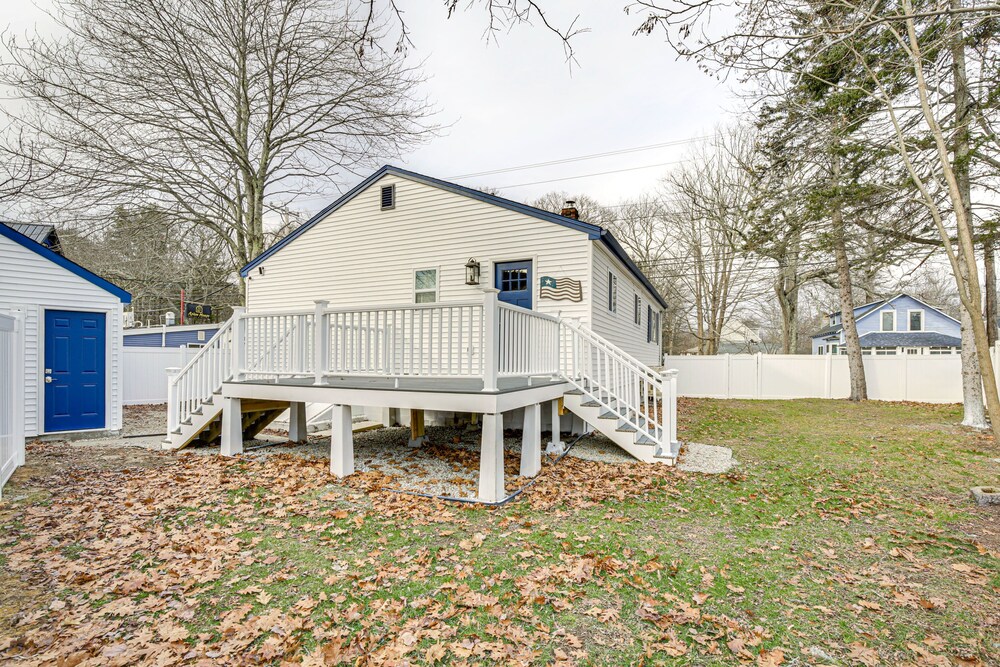 Old Orchard Beach Home: Steps to Beach & Pier! view 4