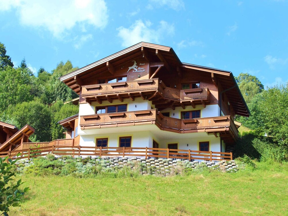 Luxurious Holiday Home in Saalbach-hinterglemm With Barbecue