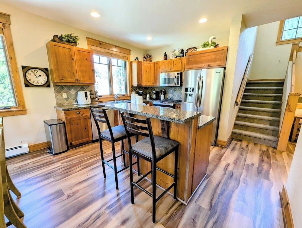 Settlers Creek 6521