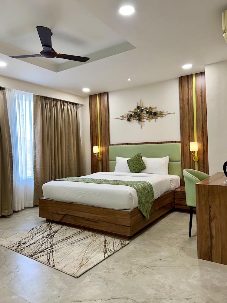 Hotel Grand Visava