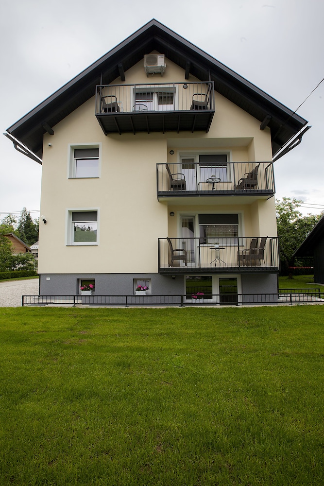 Photo 46