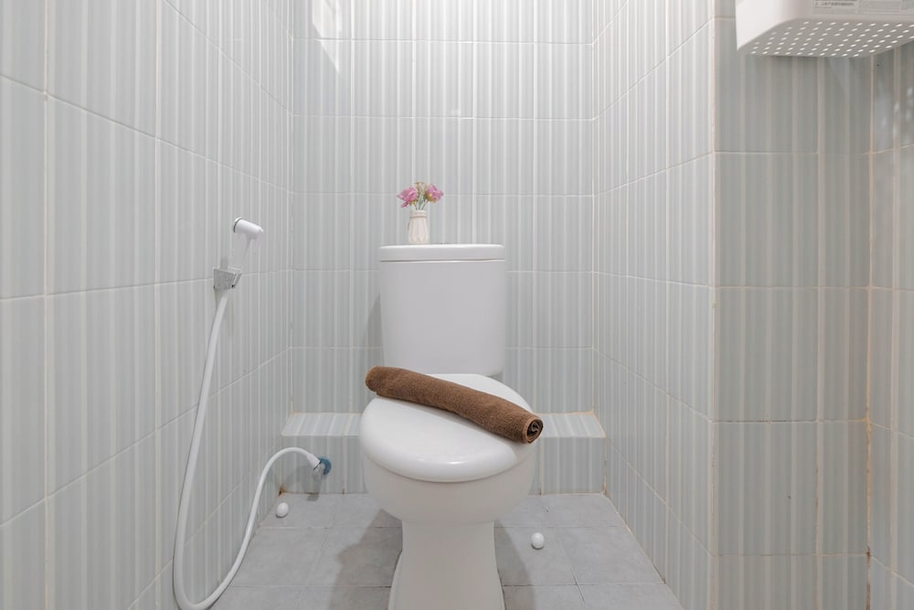 Nice and Comfy Studio at Cinere Resort Apartment