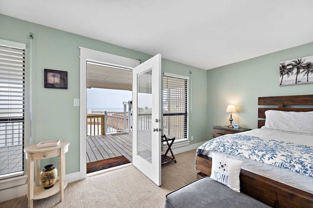 Bay Vista by Ryson Vacation Rentals