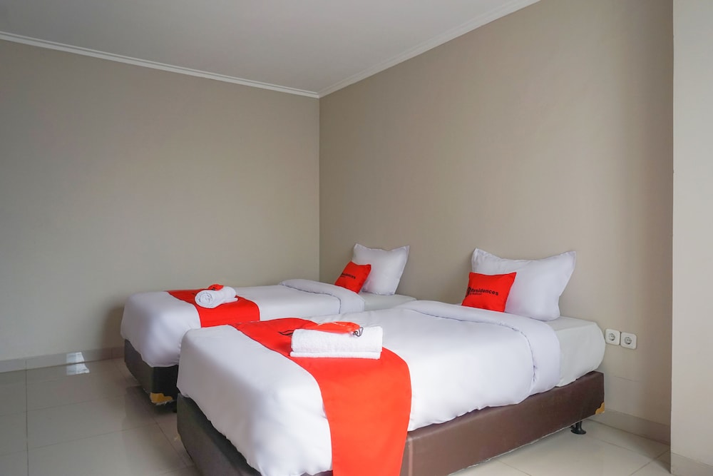Residences by RedDoorz near MT Haryono view 2