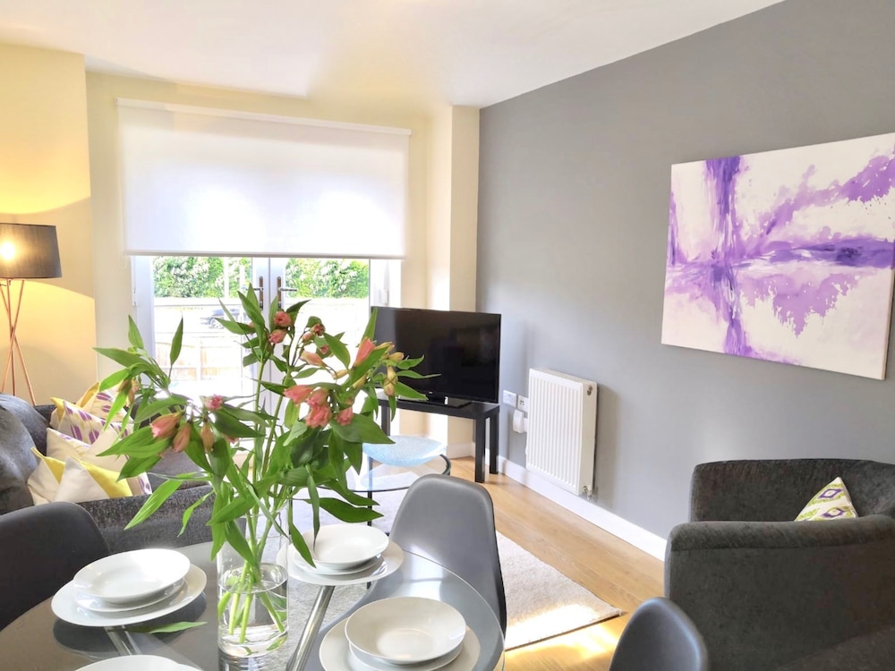 Oxford Vacations - Razia Apartments - Property Image 33