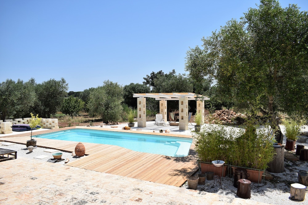 Paradise Trulli