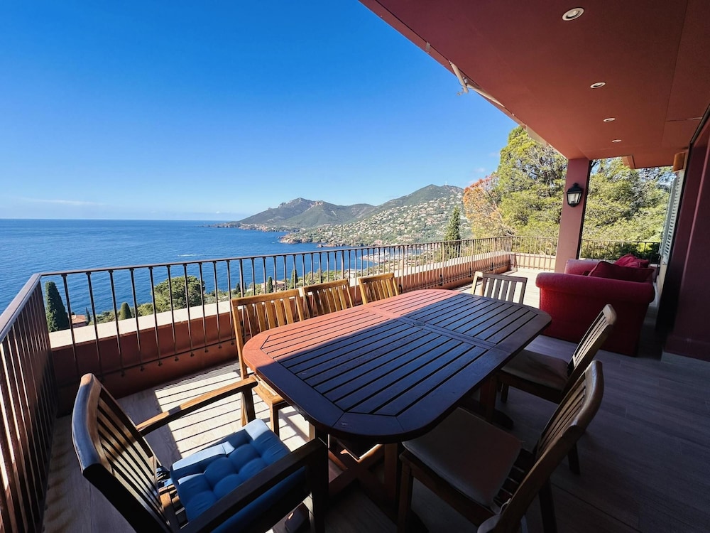 Sea View Villa in Theoule sur Mer With Pool- 2237