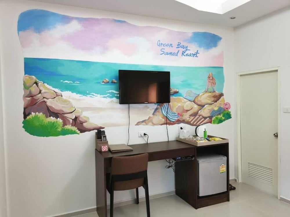 Green Bay Samed Resort