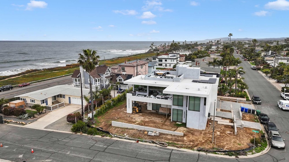 Ocean View Luxury Living
