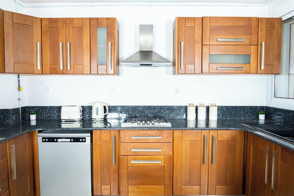 Luxueux Appartement à Bir Mourad Raïs