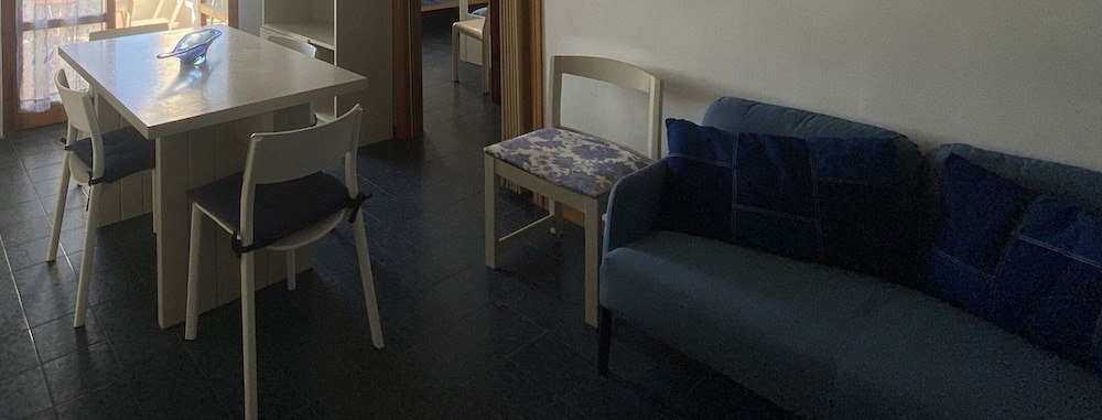 Three-room Apartment Sleeps 5 IN THE Conchiglia-rif Conchiglia