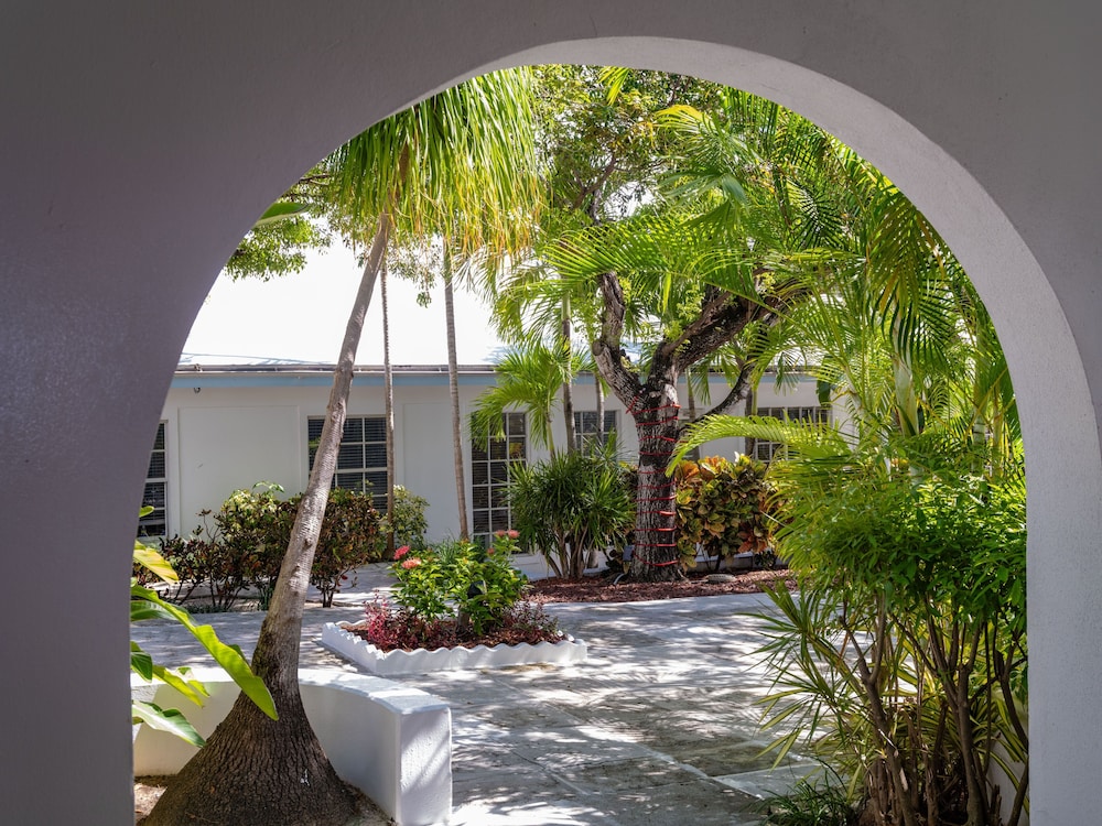 Paradise Island Beach Club