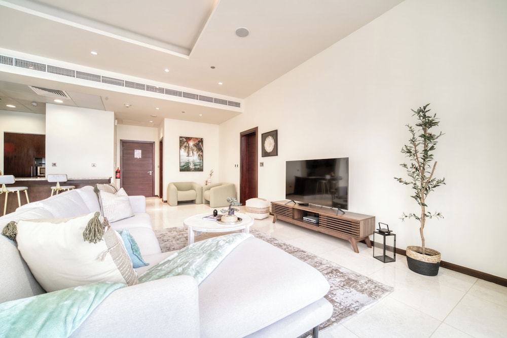 Tiara Residences - Mint Stay
