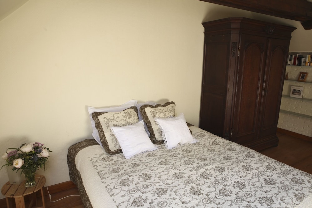 Carmelites Guest House view 3