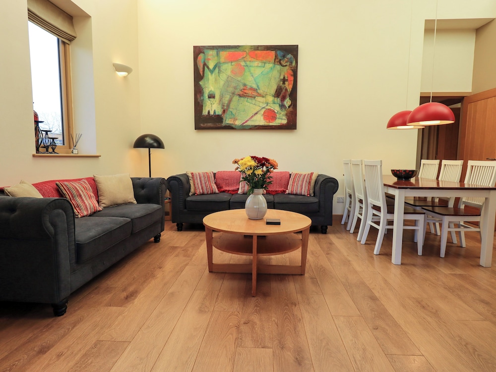 Cedrus Lodge