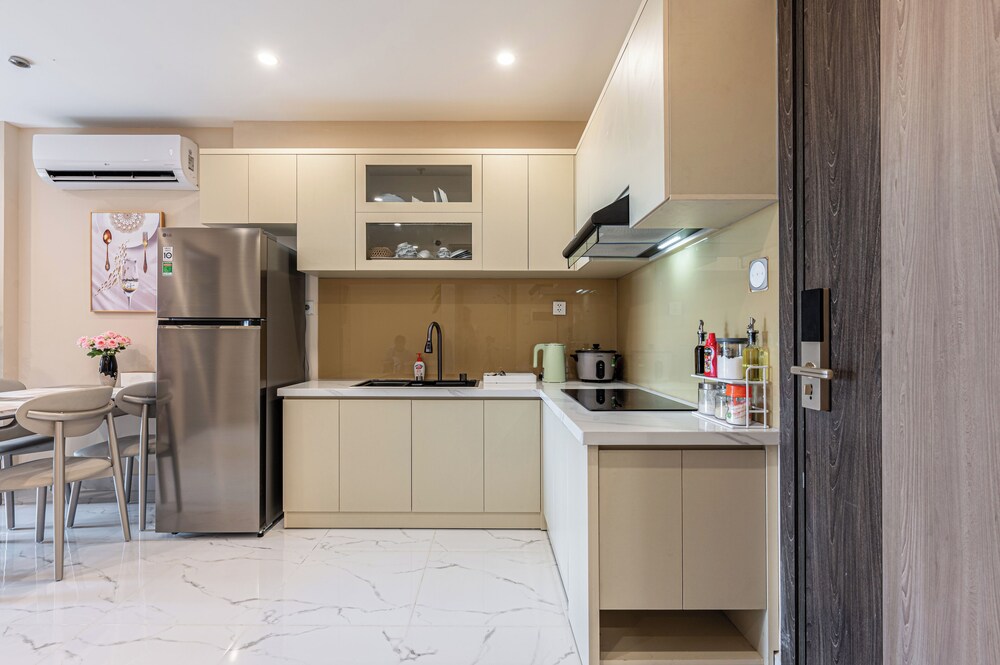 LA Nest 1BR River View Near Vincom