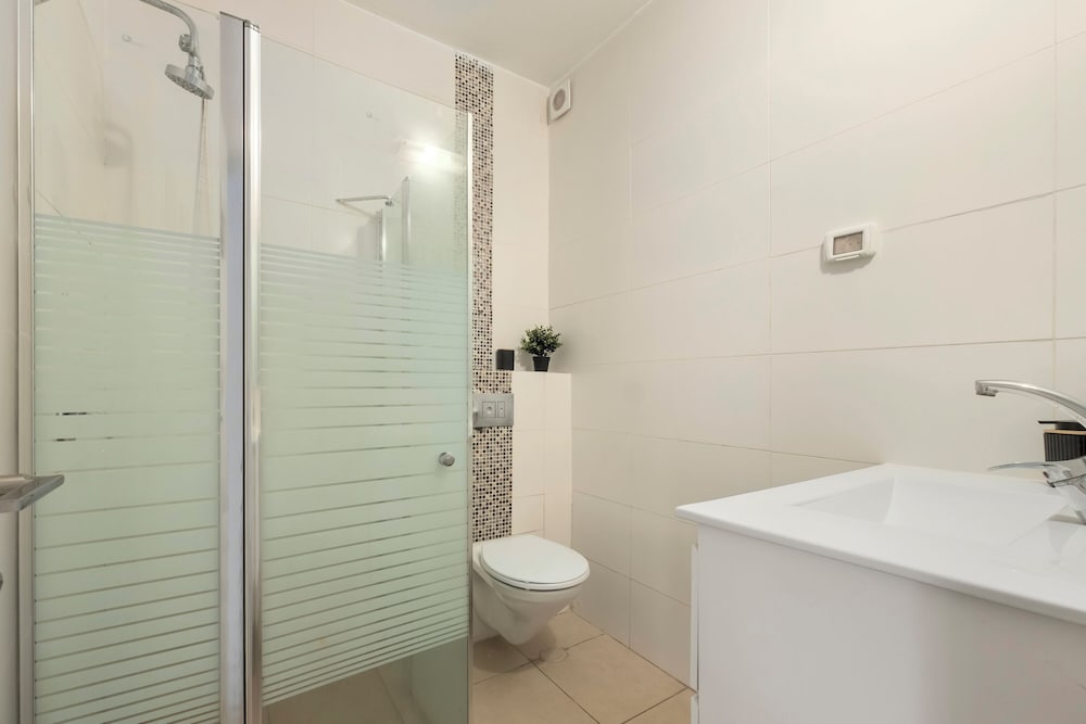 Sea View Beach Penthouse by Sea N' Rent