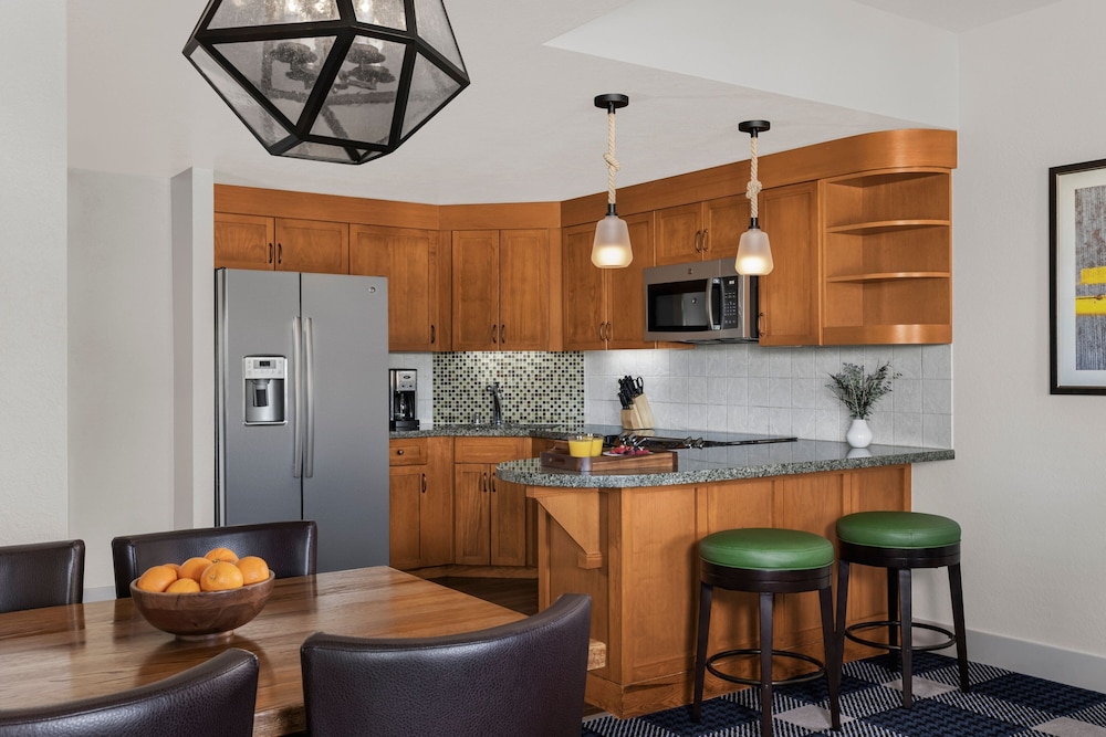 Lake Tahoe Vacations - Marriott Grand Residence Club, Lake Tahoe - 1 to 3 bedrooms Pent - Property Image 45