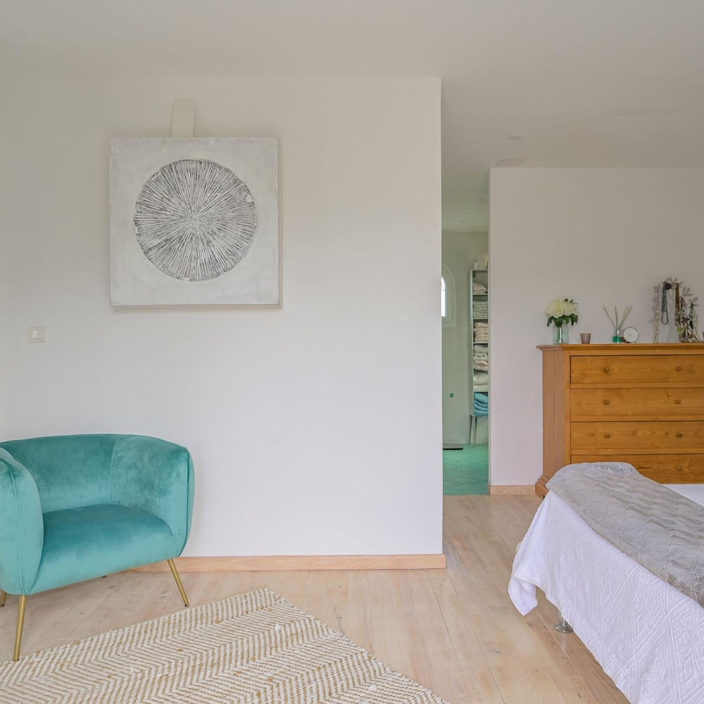 Maison Madalena With Pool Close to Ocean