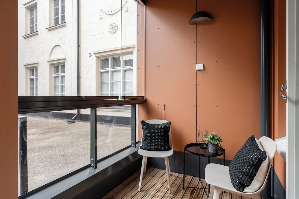 Homelike 1BR Apt with Sauna & Balcony at Pyynikki