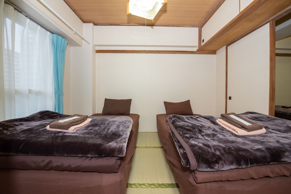 Heights Showa 503 view 4