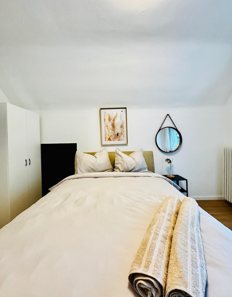 Cozy Garden Villa near Danube For 16P