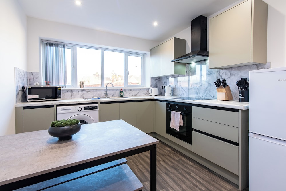 Chapel Street Apartments
