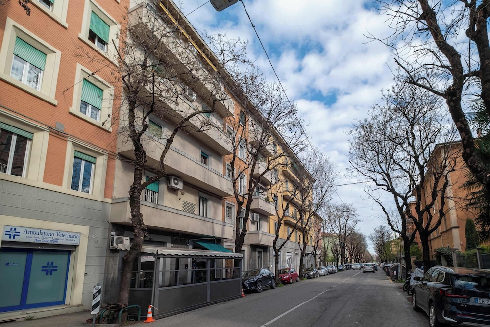 Casa Marion Stile e Comfort in un Elegante Dimora Bolognese