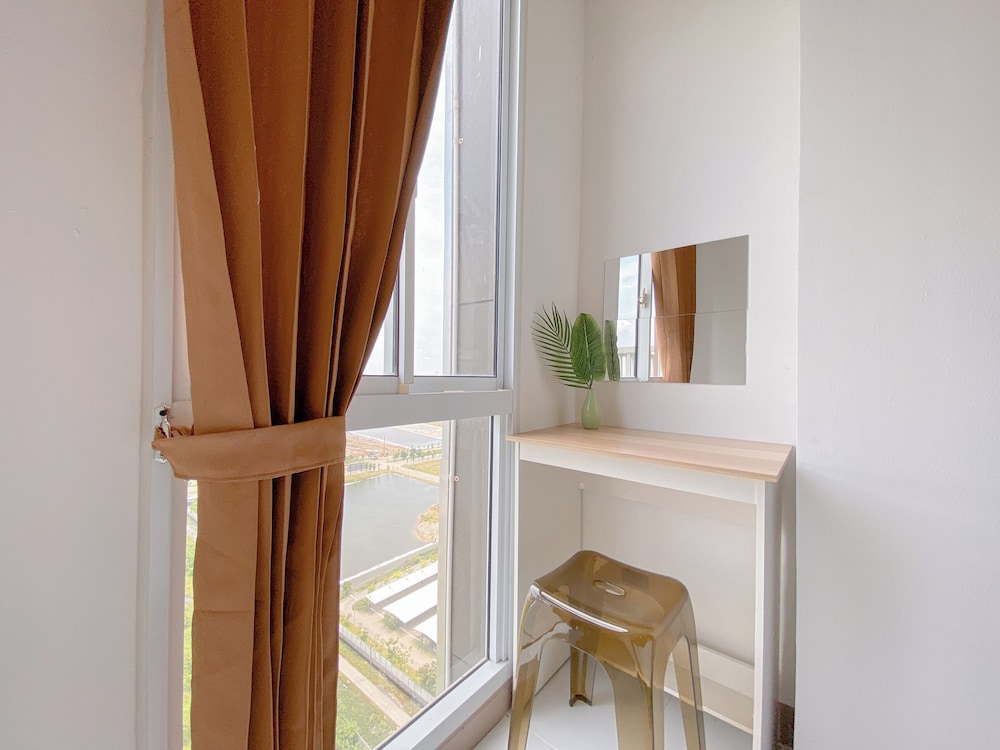 Comfortable Studio at 31th Floor Tokyo Riverside PIK 2 Apartment