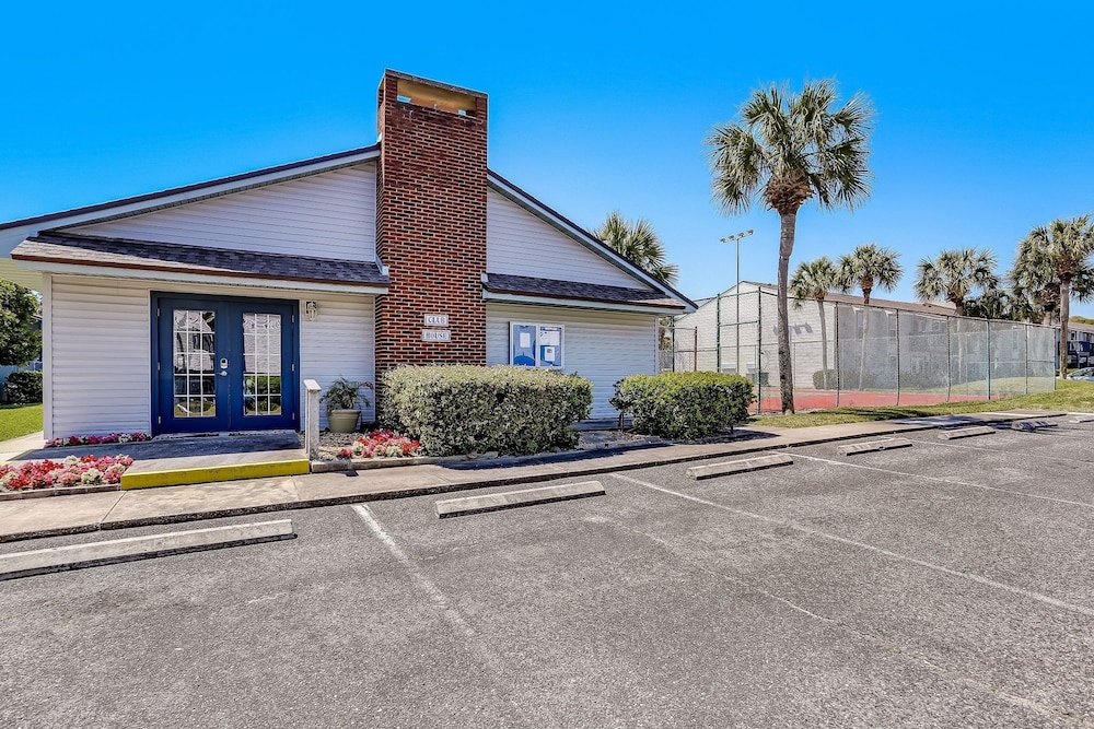 Fernandina Shores 6355 2 Bedroom Condo