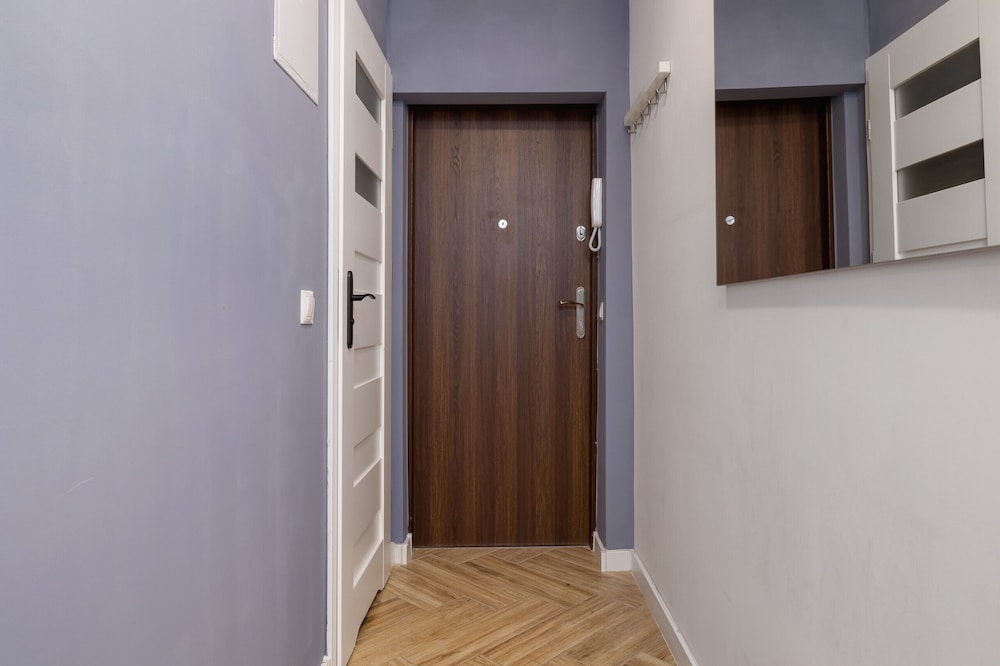 Studio Ziolowa Ochojec by Renters view 4