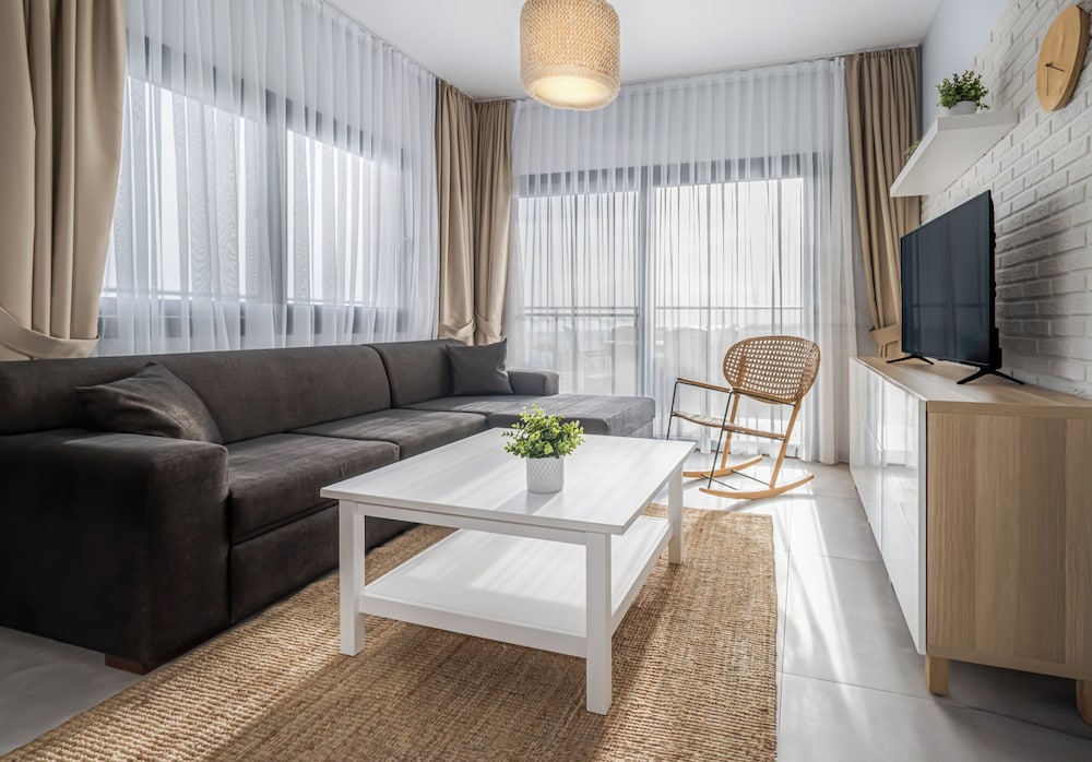 Caesar Blue Seaside Luxury Apartments