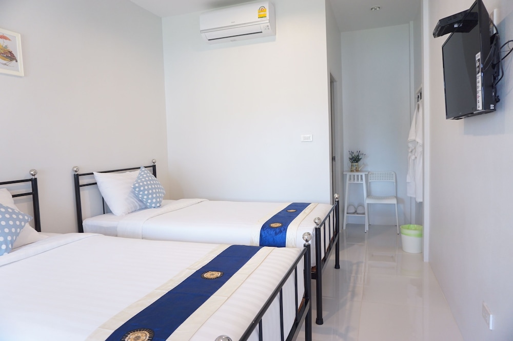 The White Village Ranong Resort
