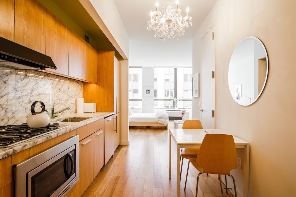 Wall Street Apartment