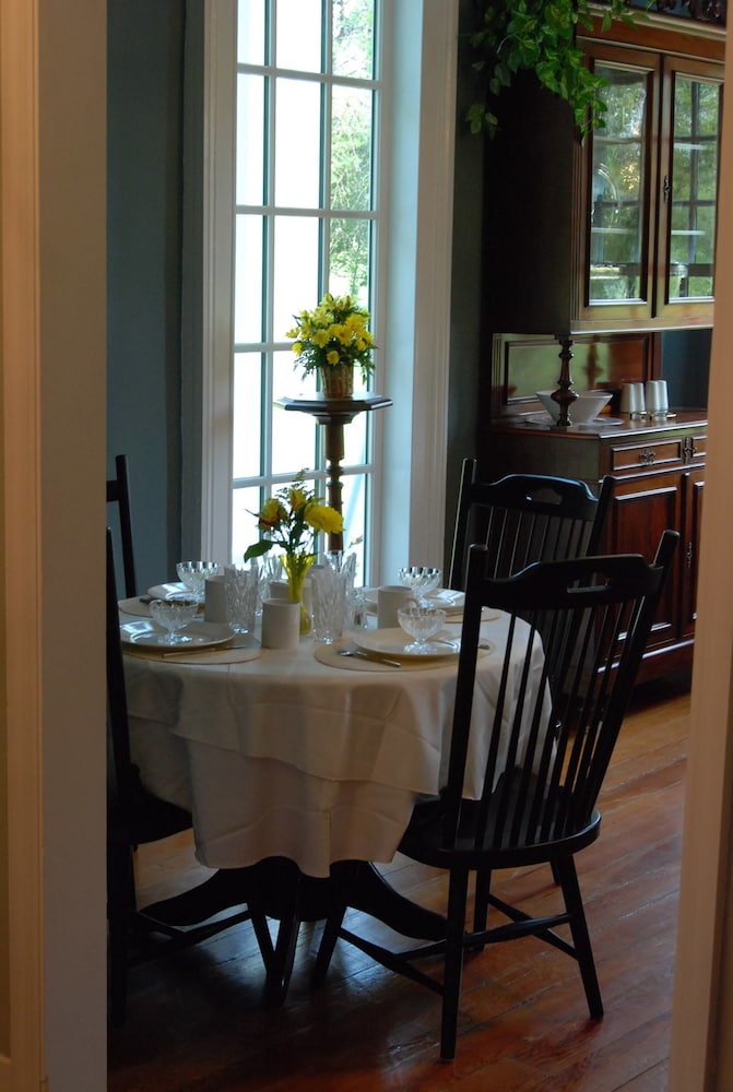 The Colonels B&B and Inn