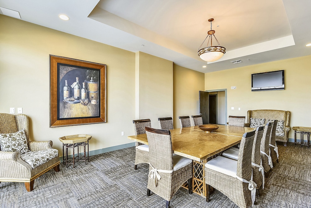 meeting & event spaces