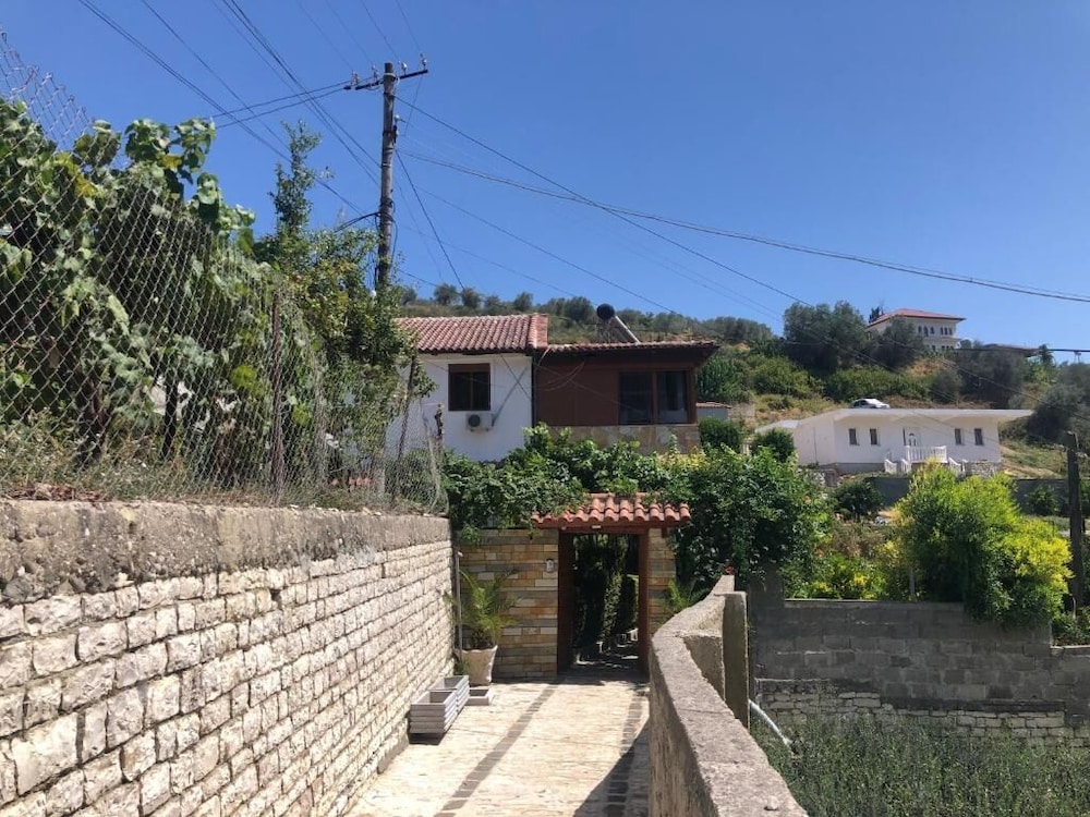 Guest House Emiliano