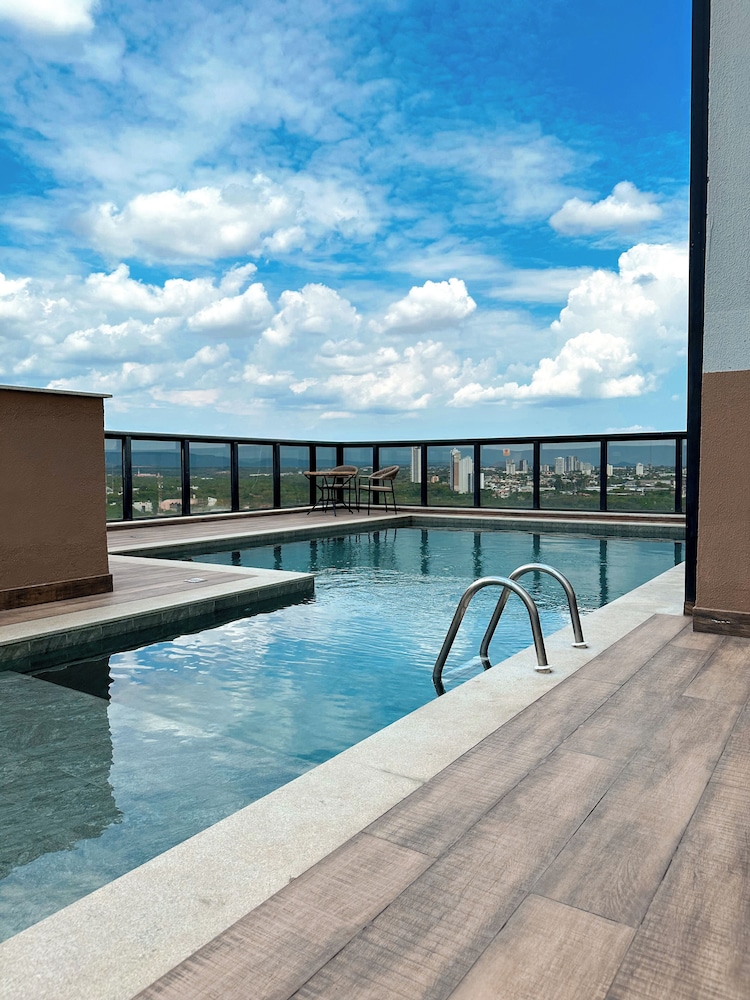 STAY Vivence Suites