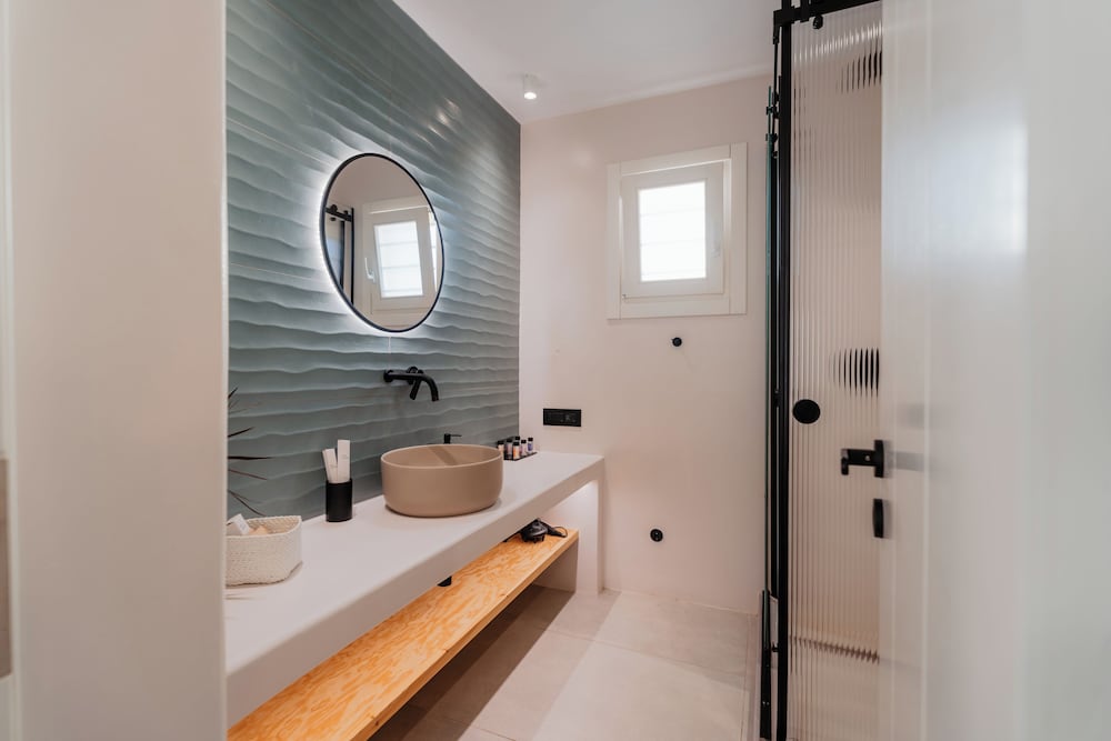 Oliving Mykonos Luxury Suites