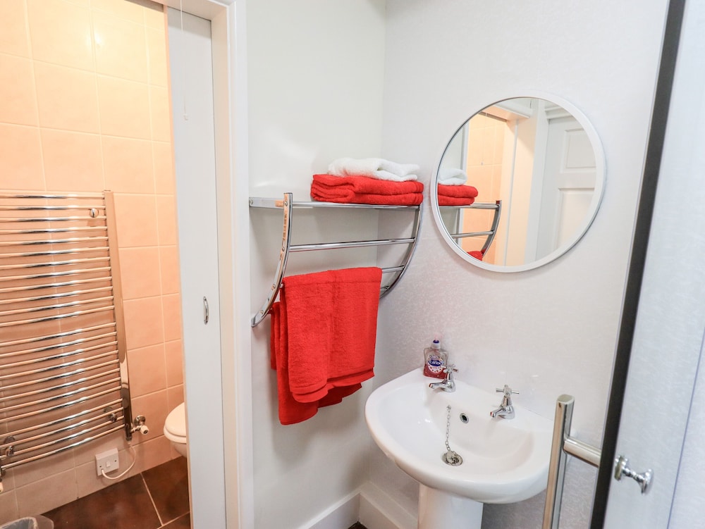 6 Calgarth View