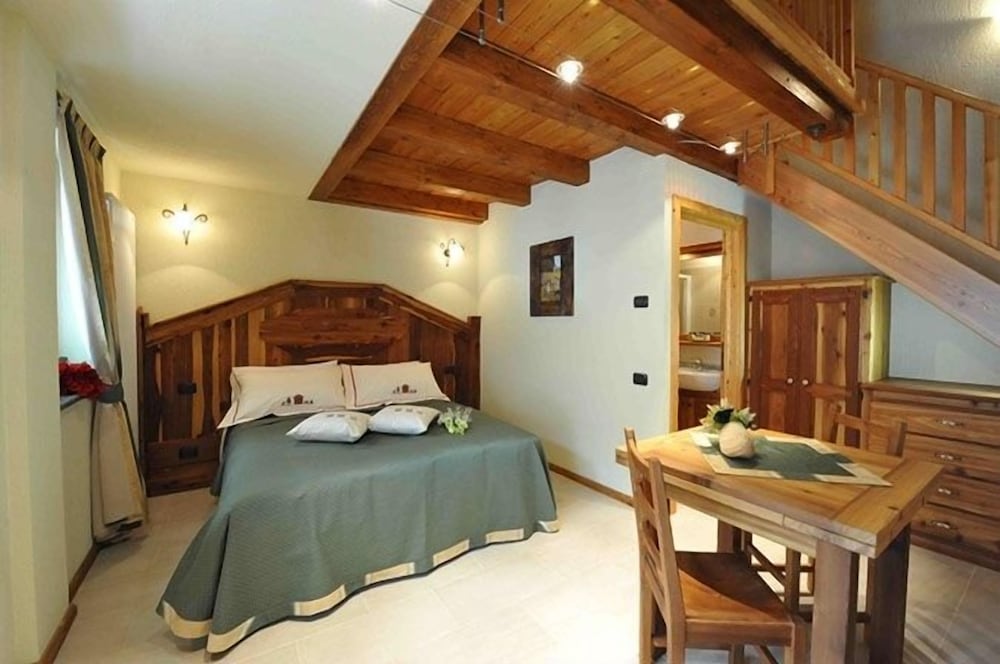 Gresil Residence