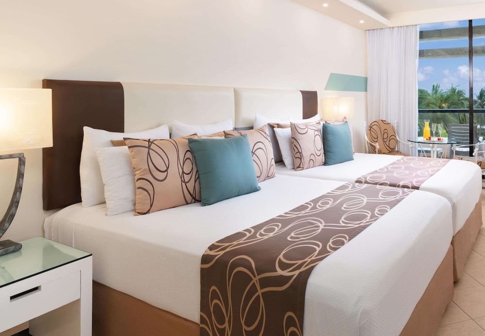 The Grand Oasis Cancun - All Inclusive