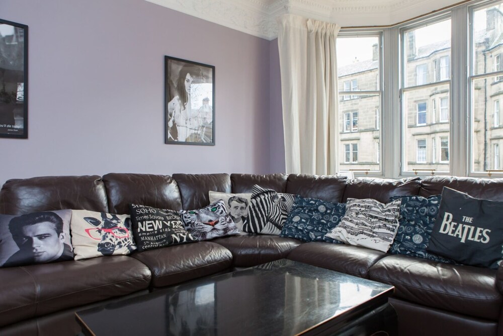 Stylish 3 Bedroom Apartment