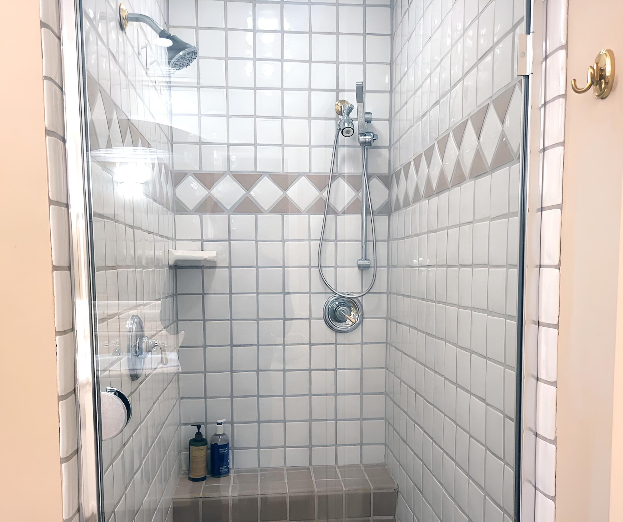 Suite Smart West Van - Property Image 5