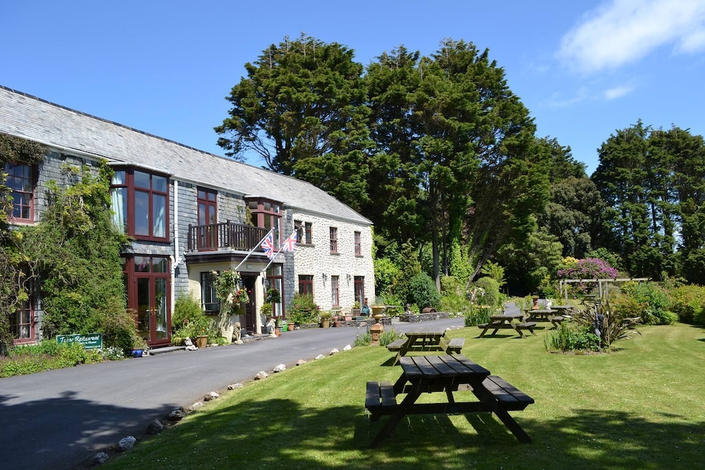 Trimstone Manor Country House Hotel