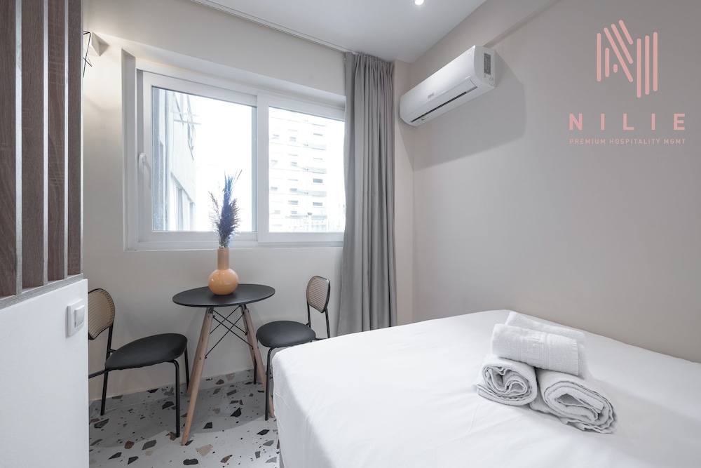 Phedra Studios Nilie Hospitality MGMT