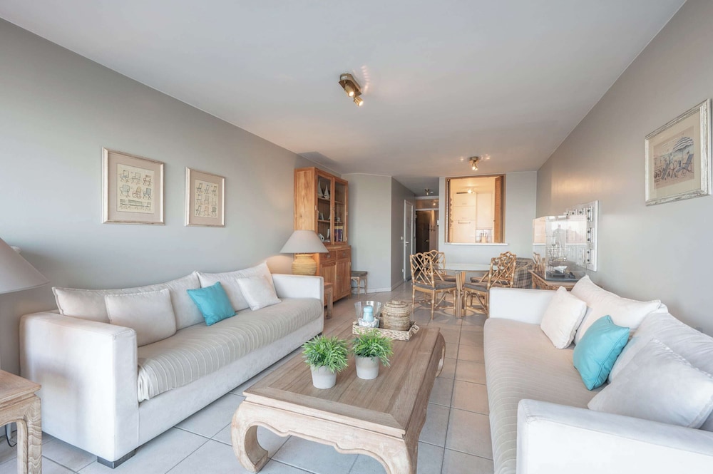 Apartment in Knokke-heist With Sea Views